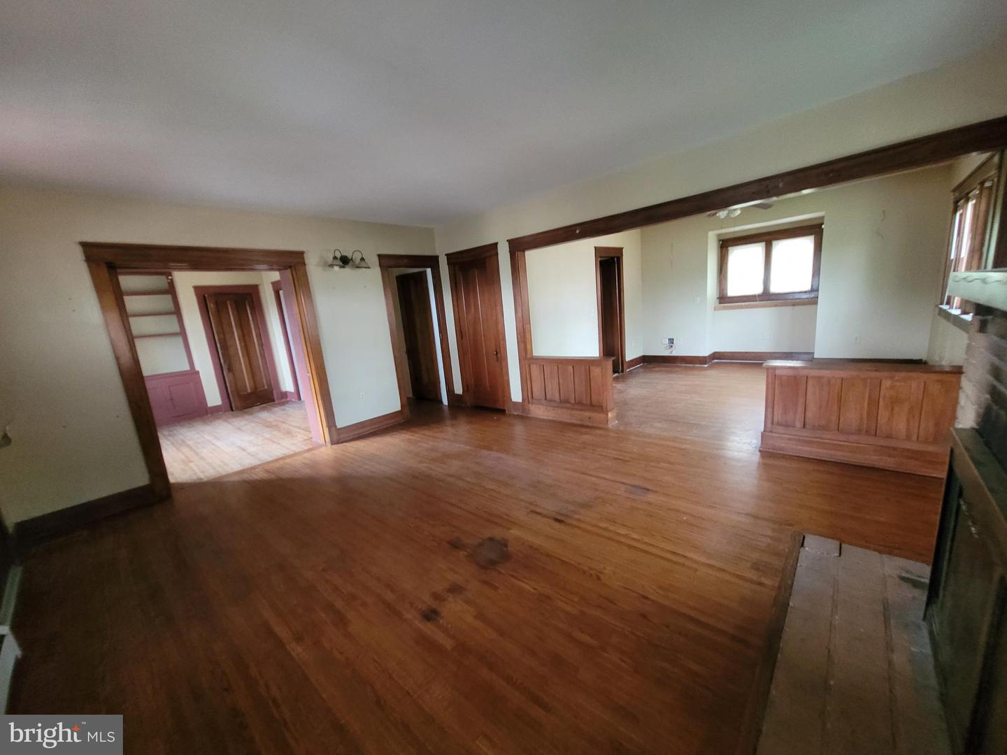 885 Braddock Rd Property Photo 13