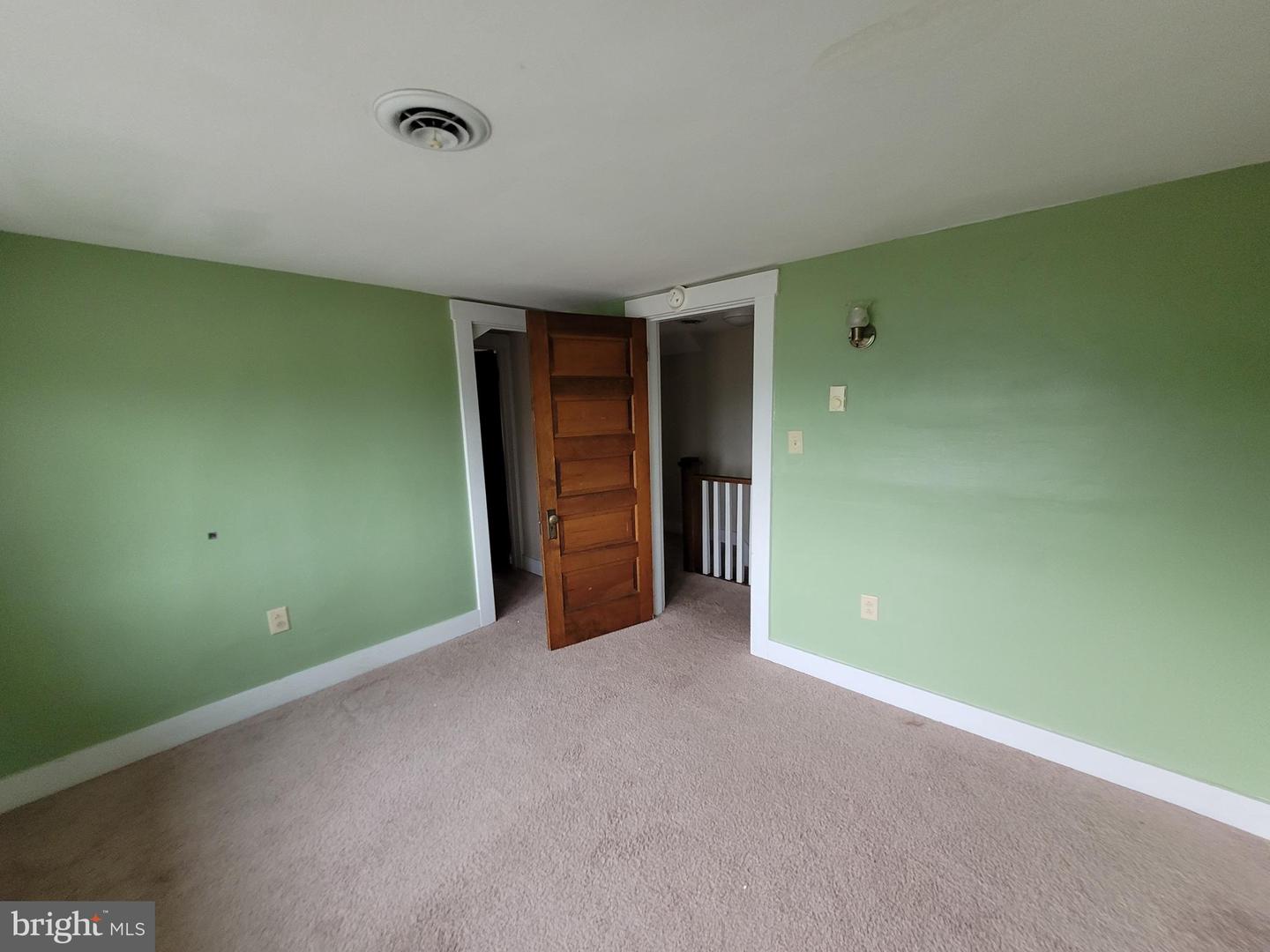 885 Braddock Rd Property Photo 36