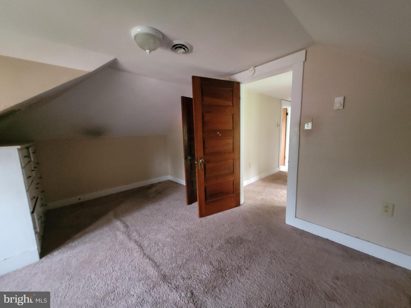 885 Braddock Rd Property Photo 39