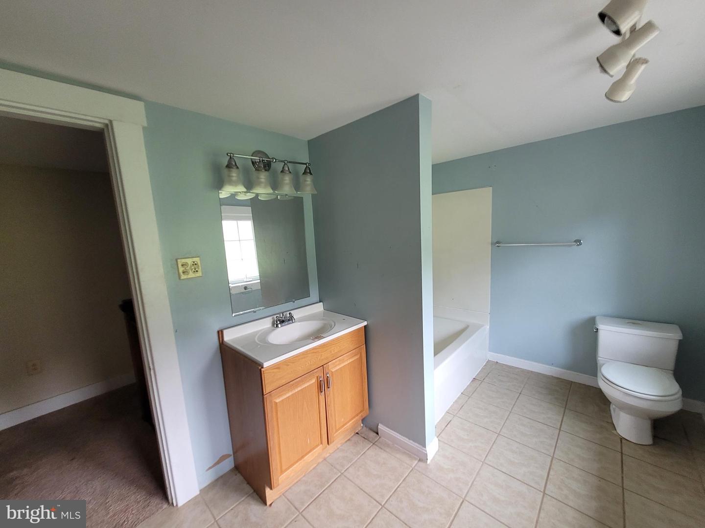 885 Braddock Rd Property Photo 40