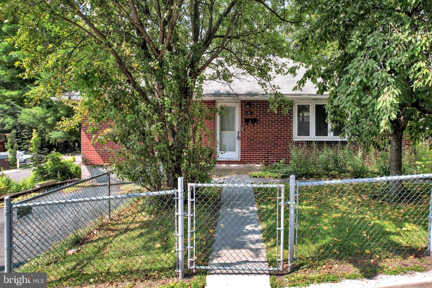 71 E Mechanic St Property Photo 1
