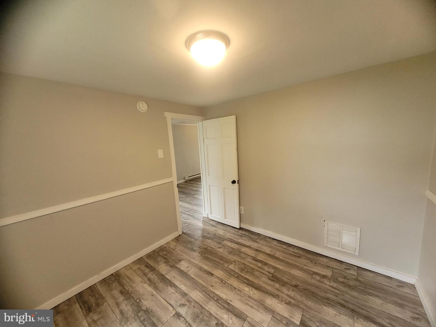 14507 Cedar St Property Photo 18