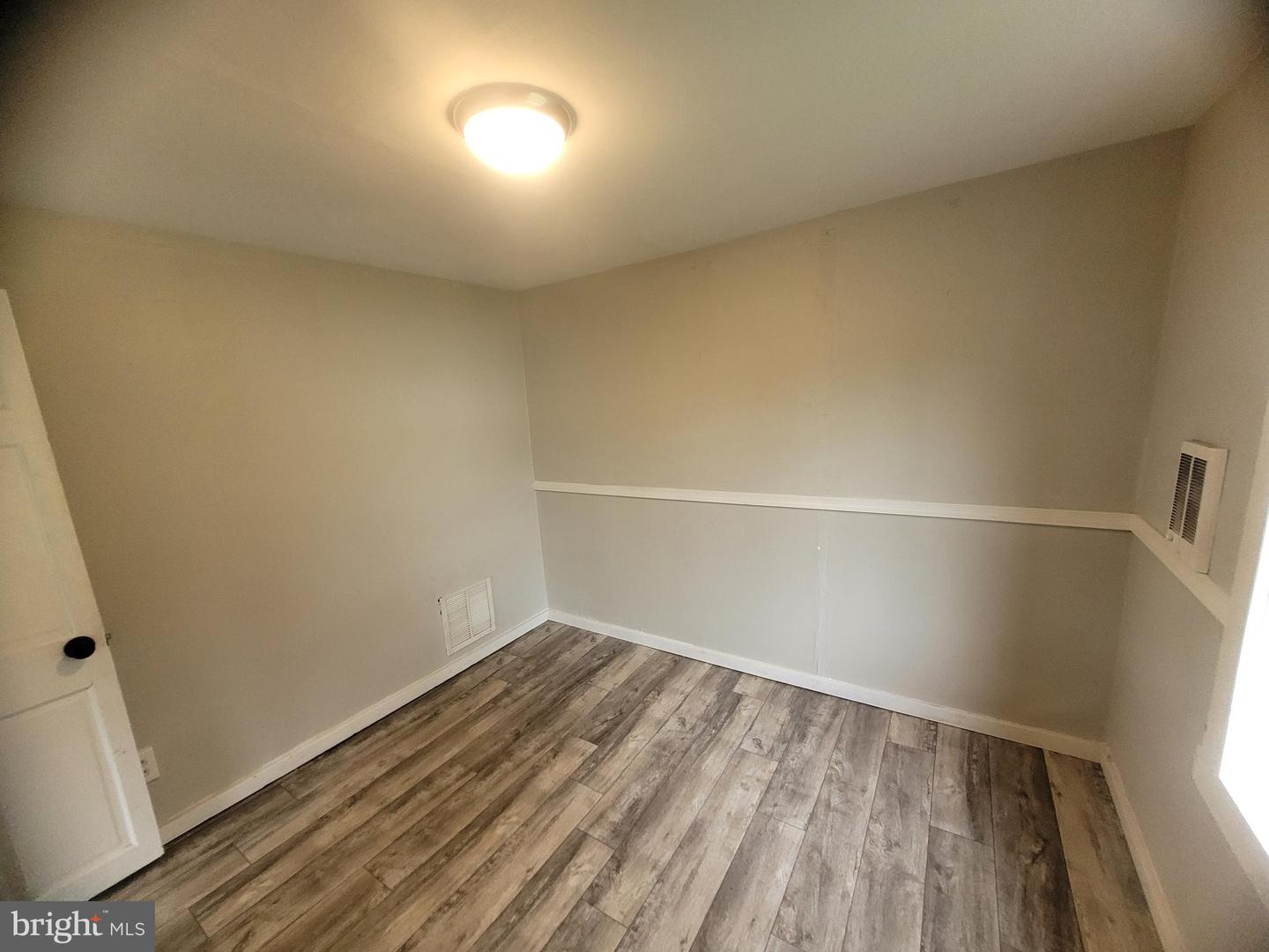 14507 Cedar St Property Photo 19