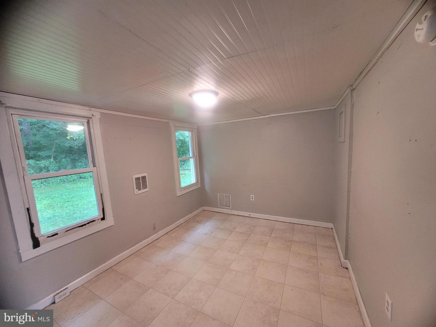 14507 Cedar St Property Photo 20
