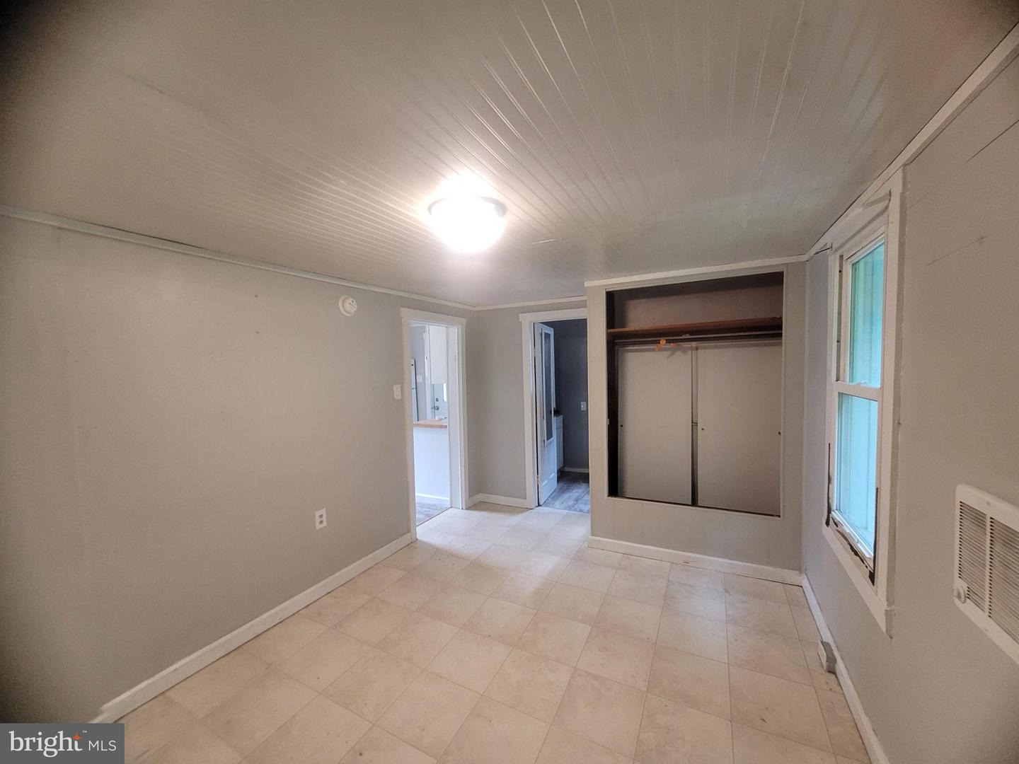 14507 Cedar St Property Photo 23