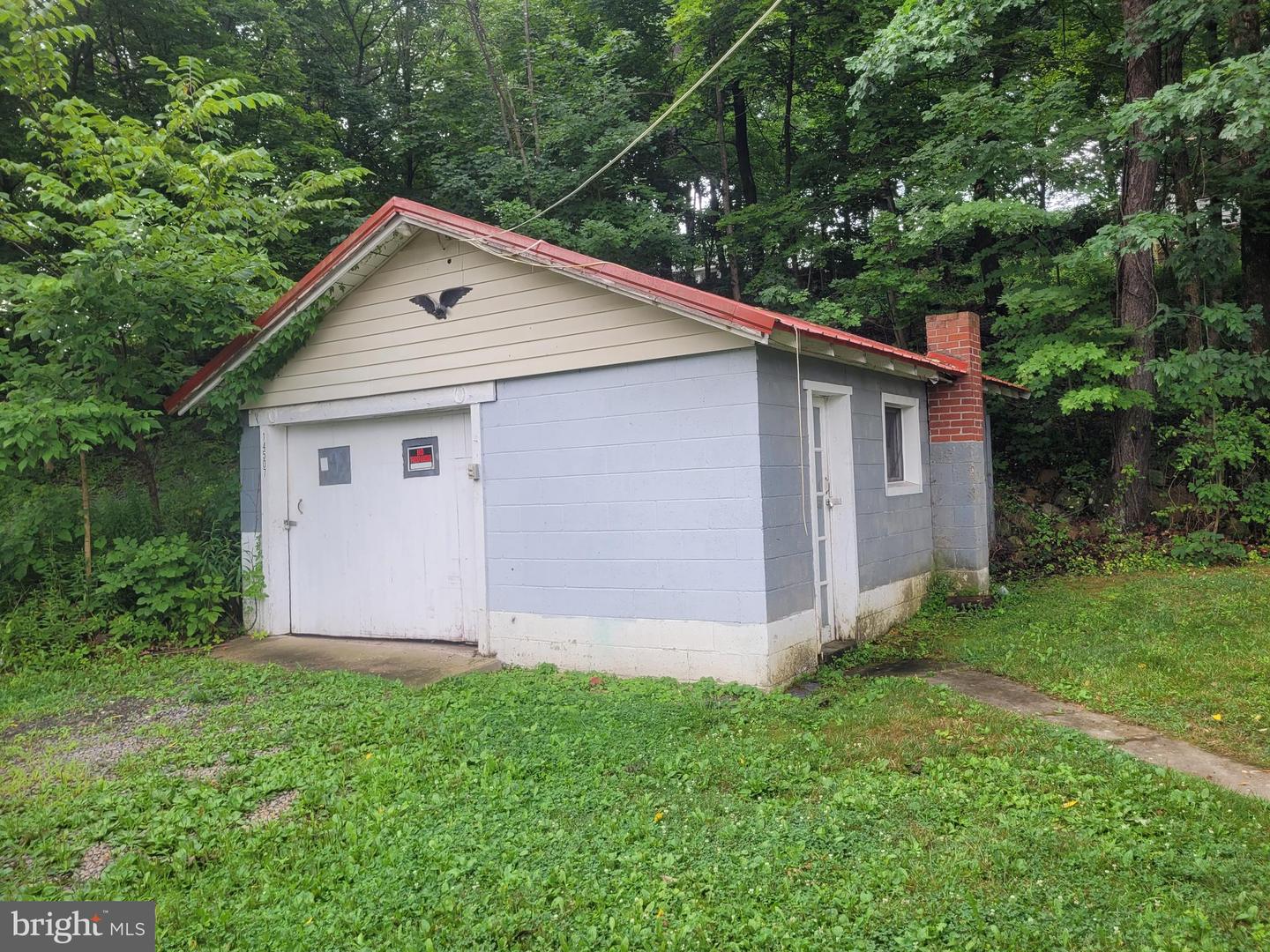14507 Cedar St Property Photo 27