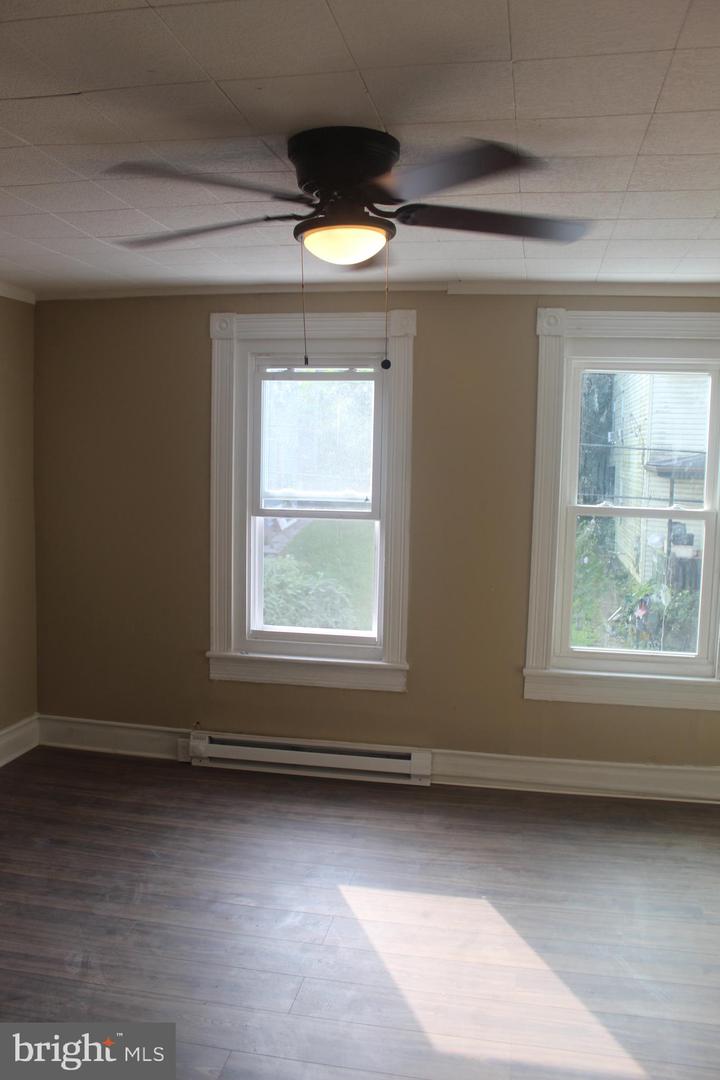 446-448 Goethe St Property Photo 16