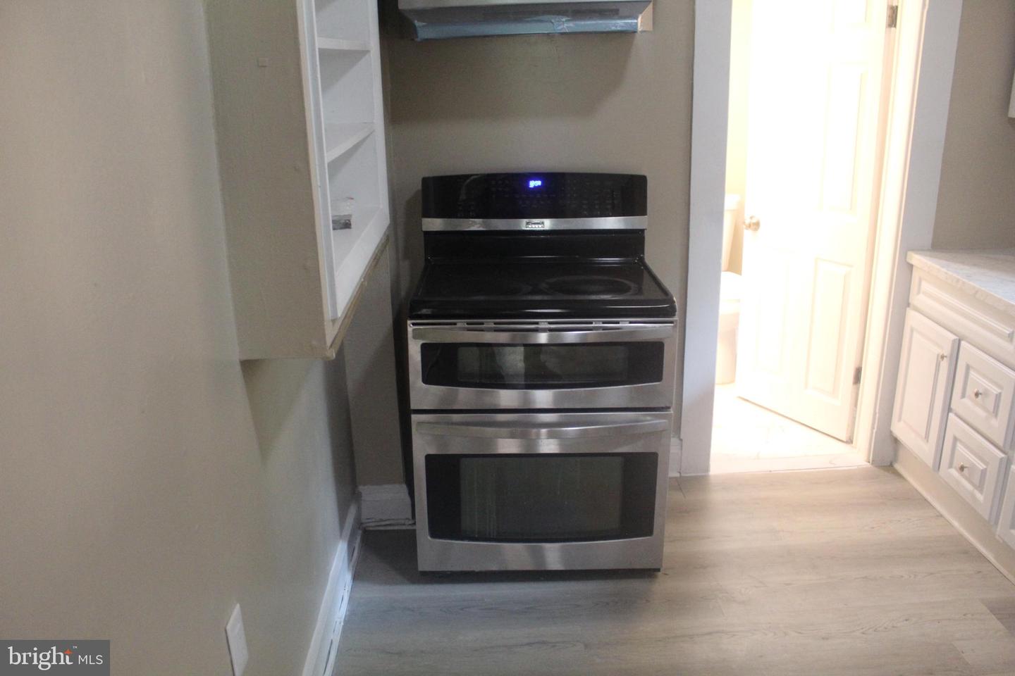 446-448 Goethe St Property Photo 27