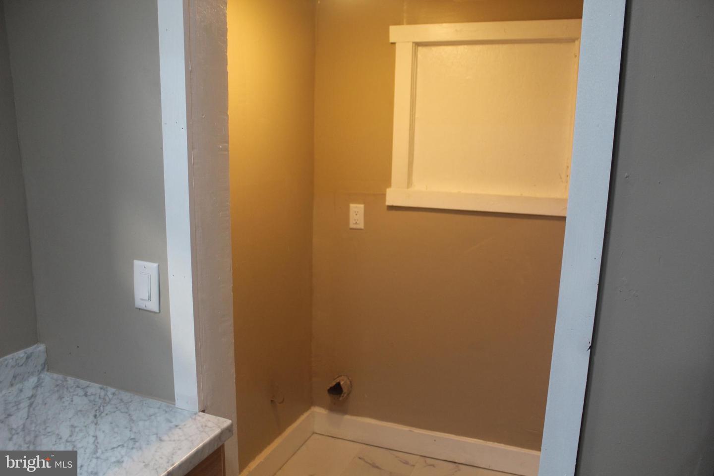 446-448 Goethe St Property Photo 32