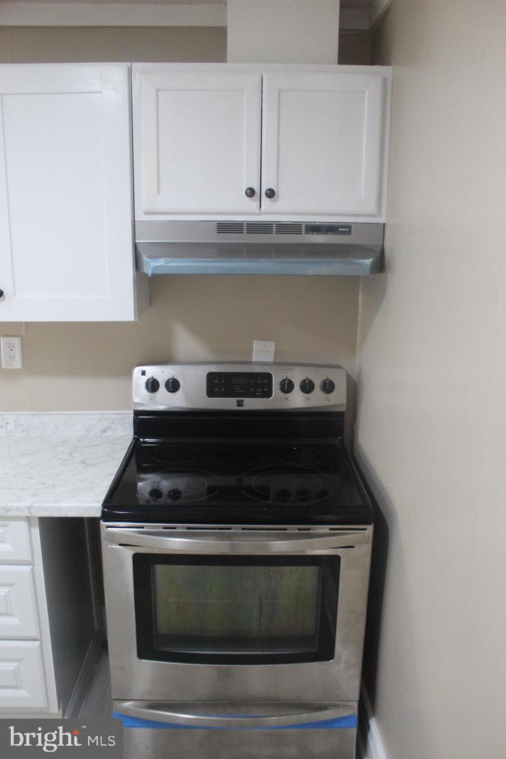 446-448 Goethe St Property Photo 48