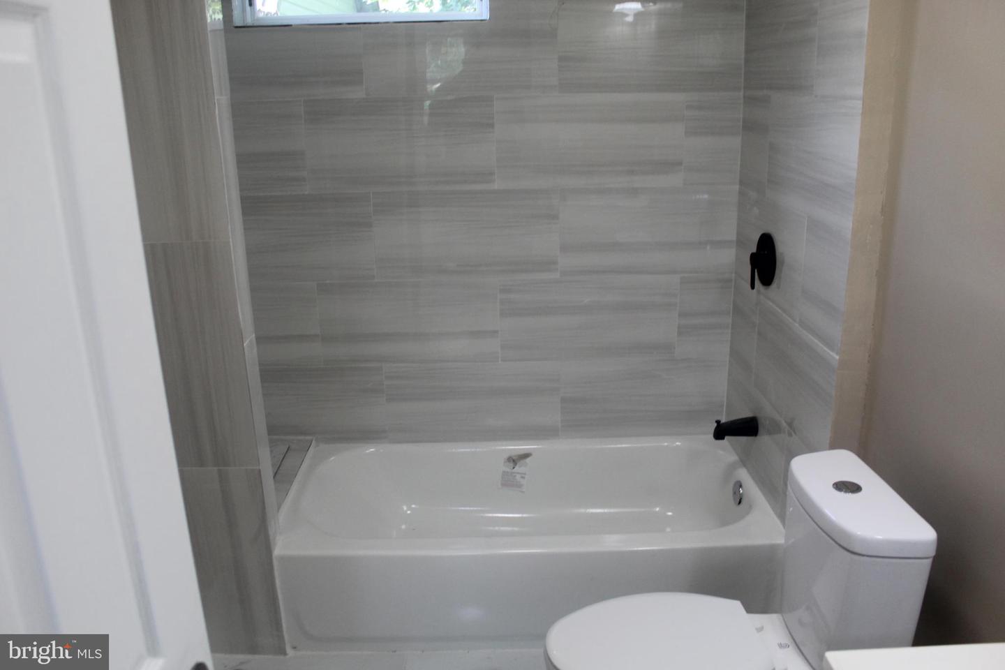 446-448 Goethe St Property Photo 53