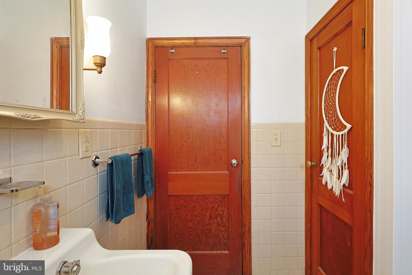 100 Braddock Rd Property Photo 14