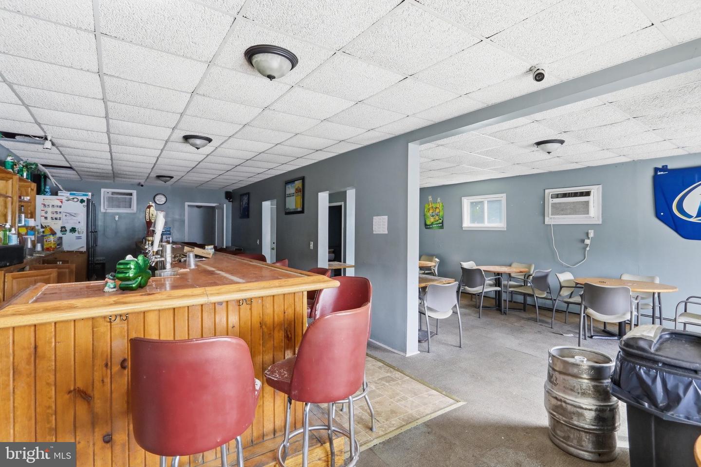 14811 Broadway Property Photo 4