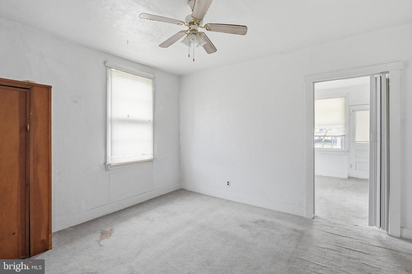 14811 Broadway Property Photo 13
