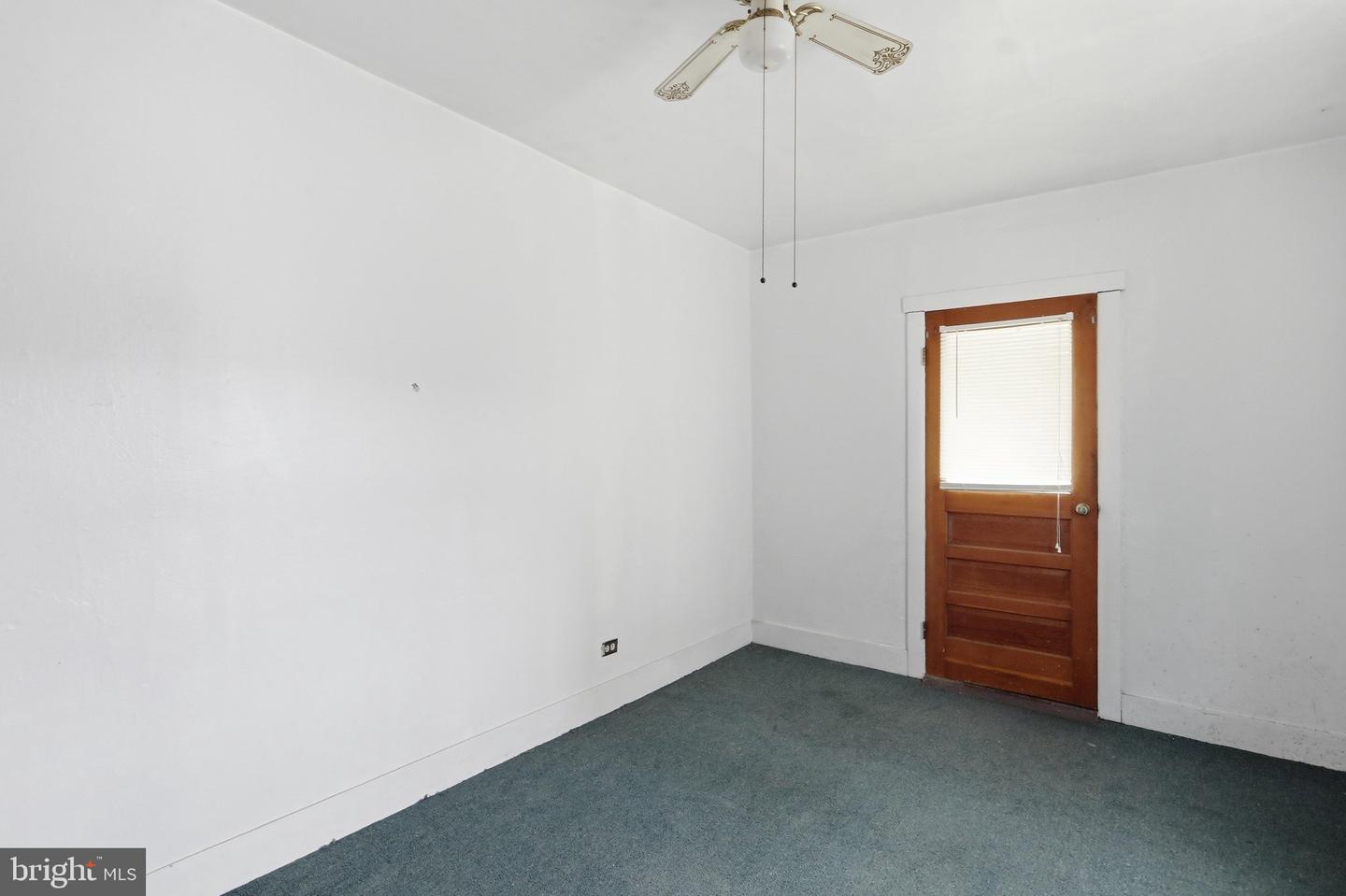 14811 Broadway Property Photo 22