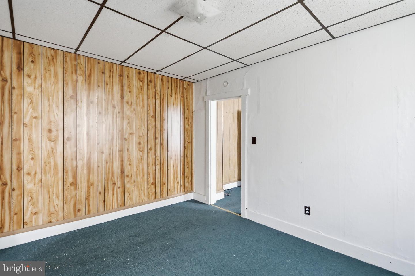 14811 Broadway Property Photo 25