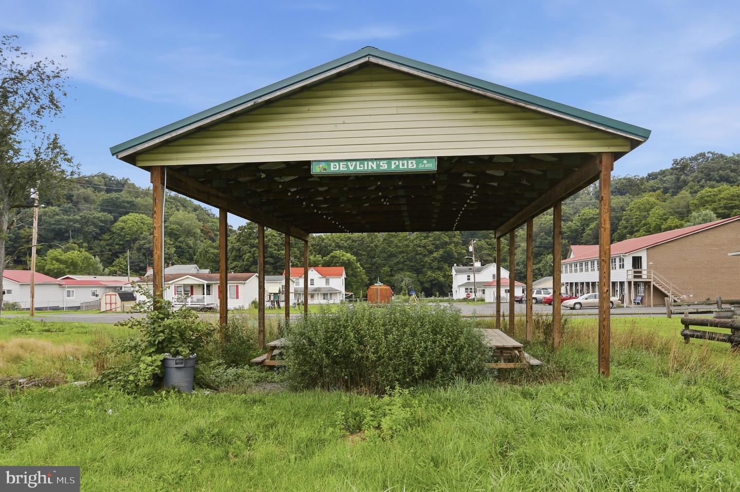 14811 Broadway Property Photo 30