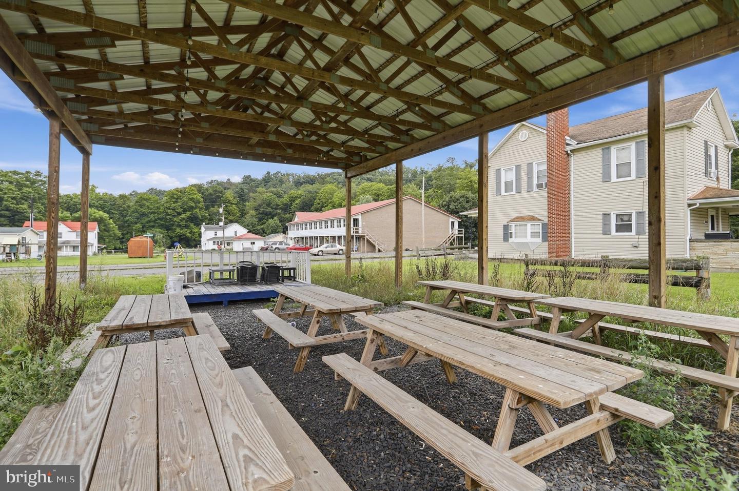 14811 Broadway Property Photo 31