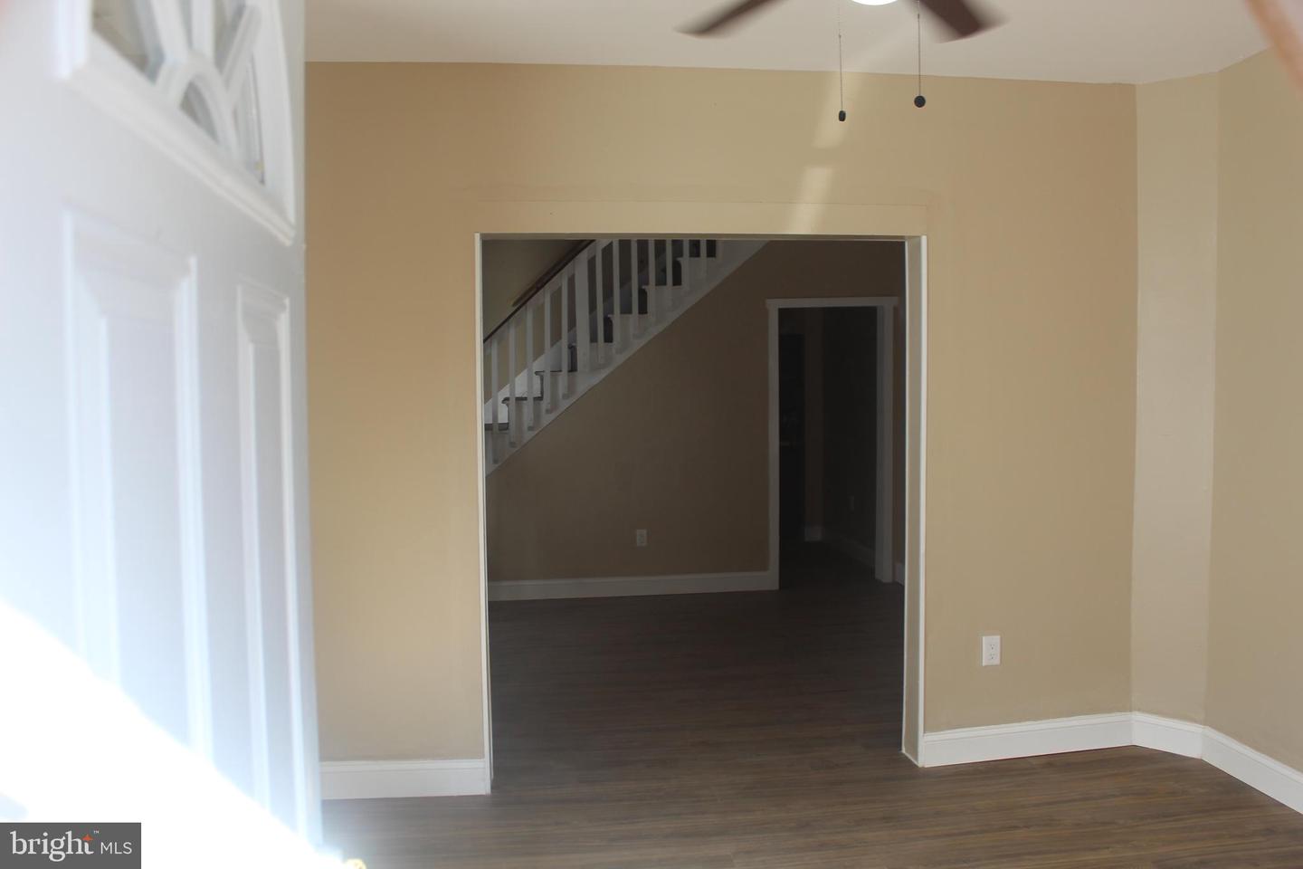 446 Goethe St Property Photo 3