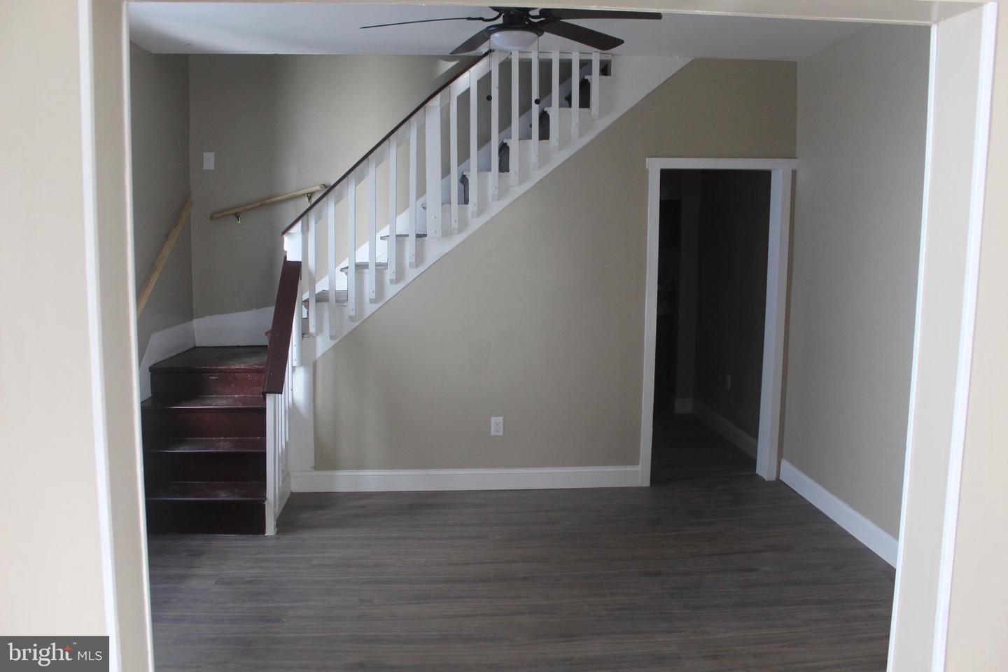 446 Goethe St Property Photo 4