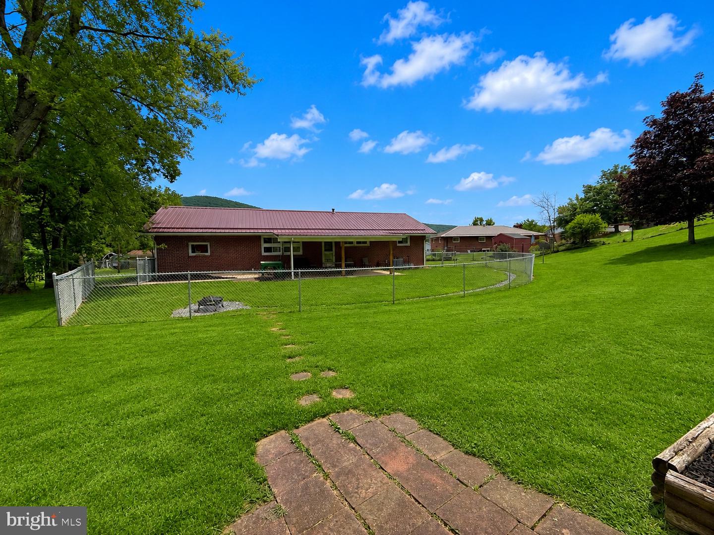 18613 Circle Dr Property Photo 33