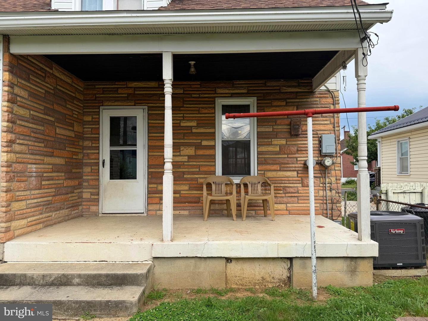 22 S Massachusetts Ave Property Photo 4