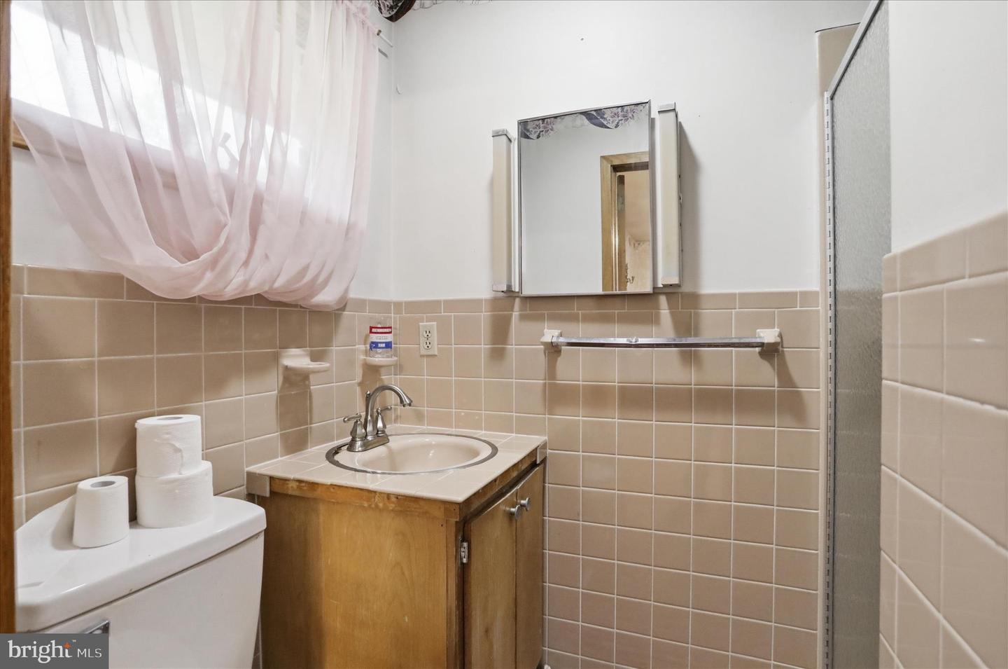 10233 Parkersburg Rd Property Photo 4