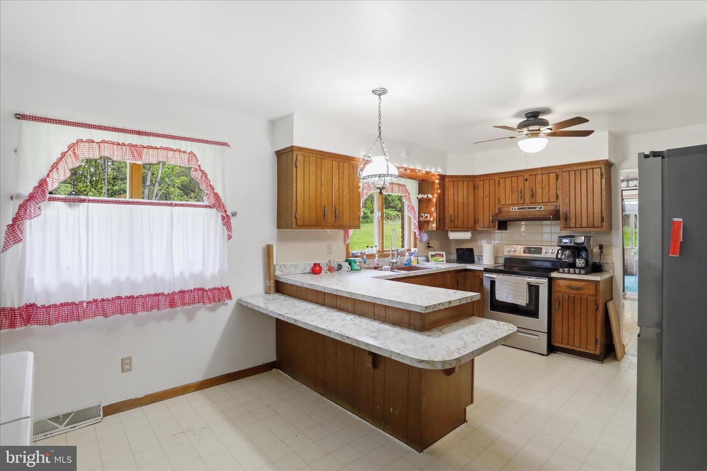 10233 Parkersburg Rd Property Photo 15