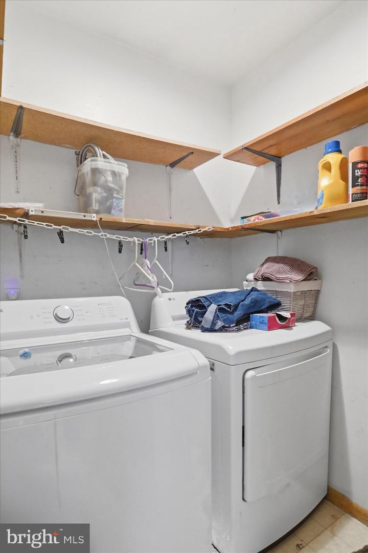10233 Parkersburg Rd Property Photo 20
