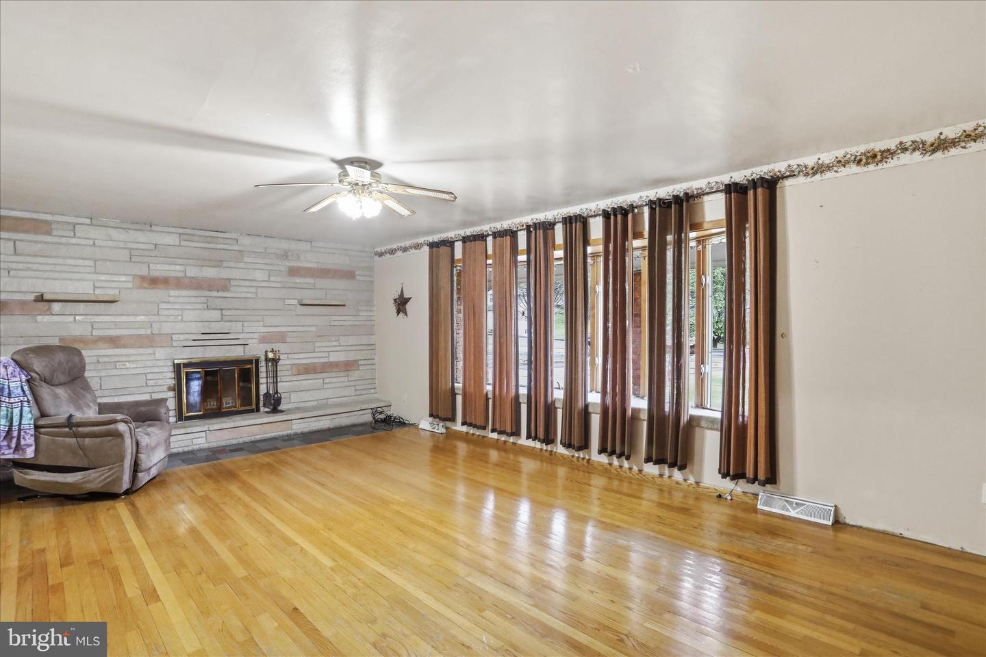 10233 Parkersburg Rd Property Photo 26