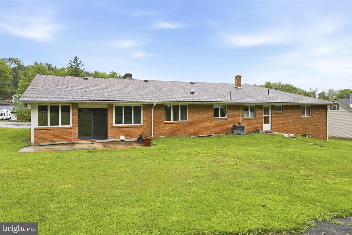 10233 Parkersburg Rd Property Photo 45