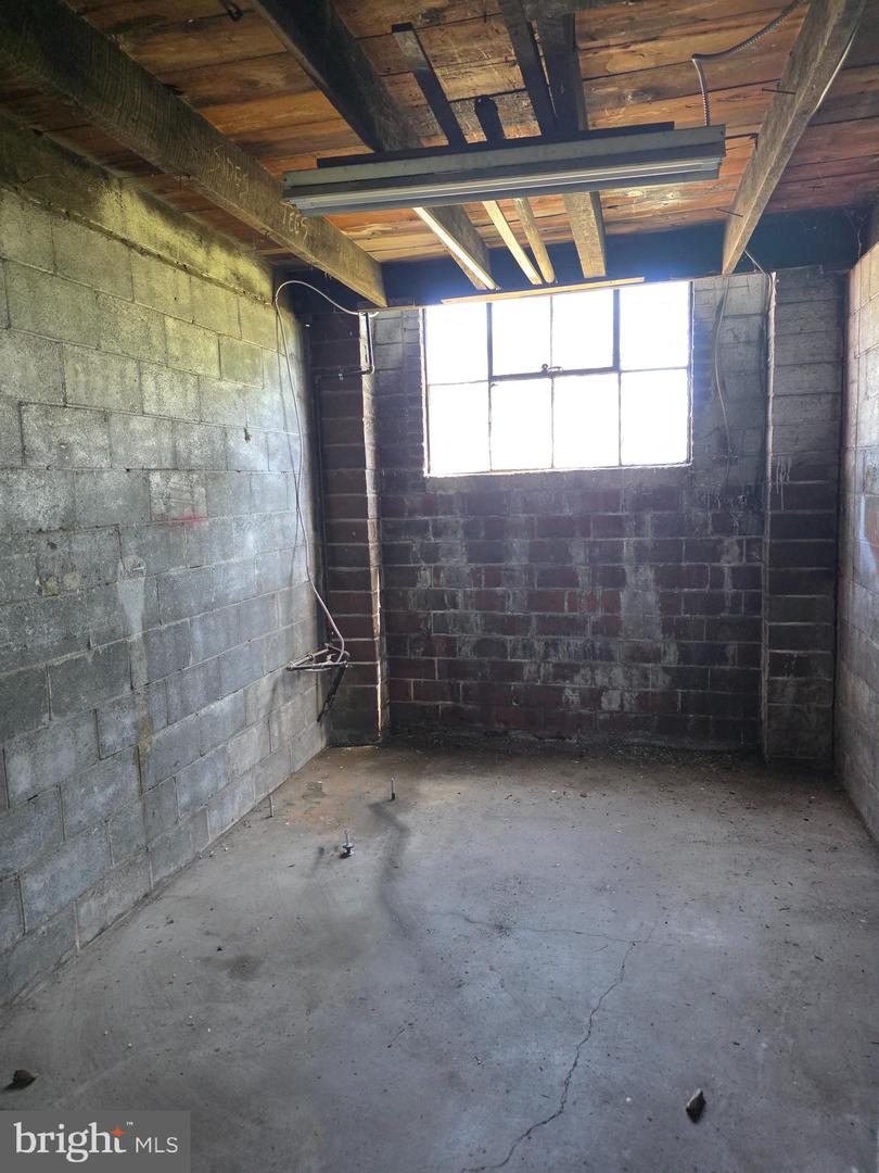 612 Braddock Ave Property Photo 19