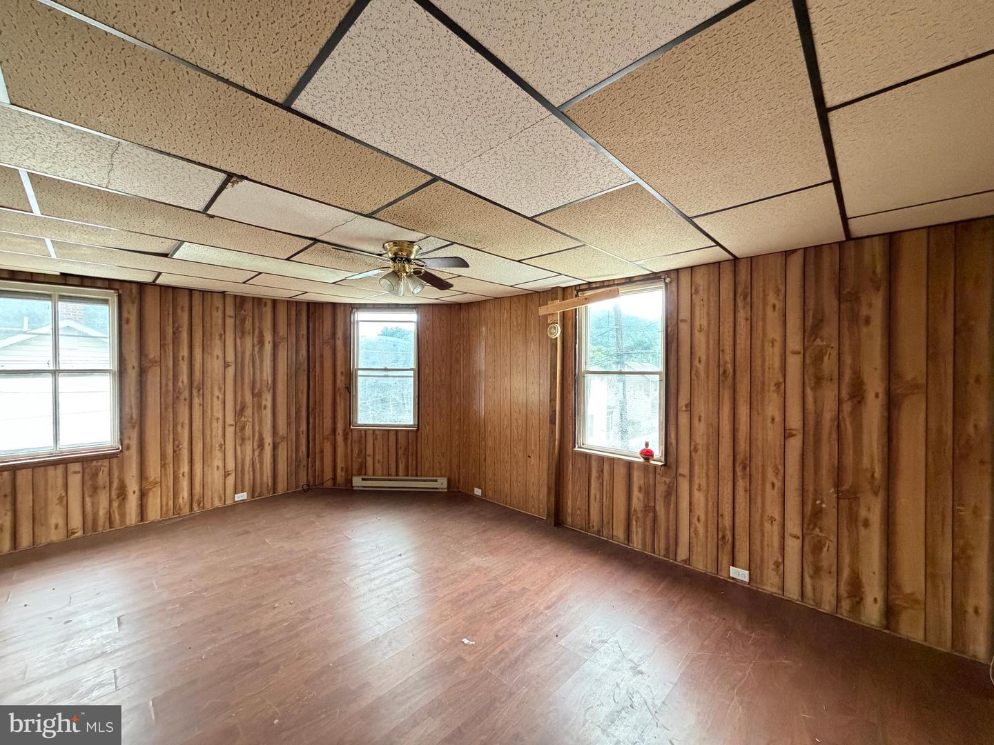 301 Rock St Property Photo 13