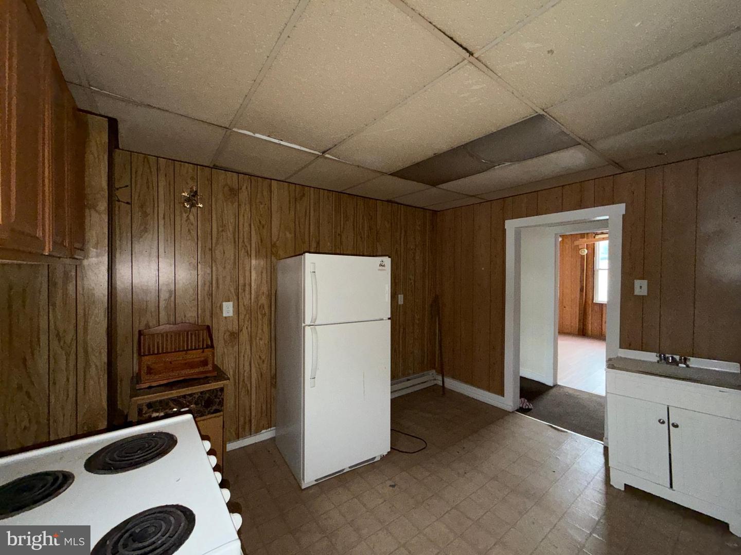 301 Rock St Property Photo 18