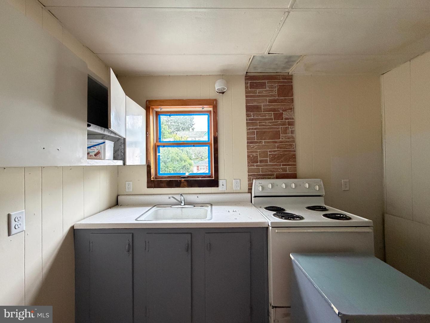 301 Rock St Property Photo 25