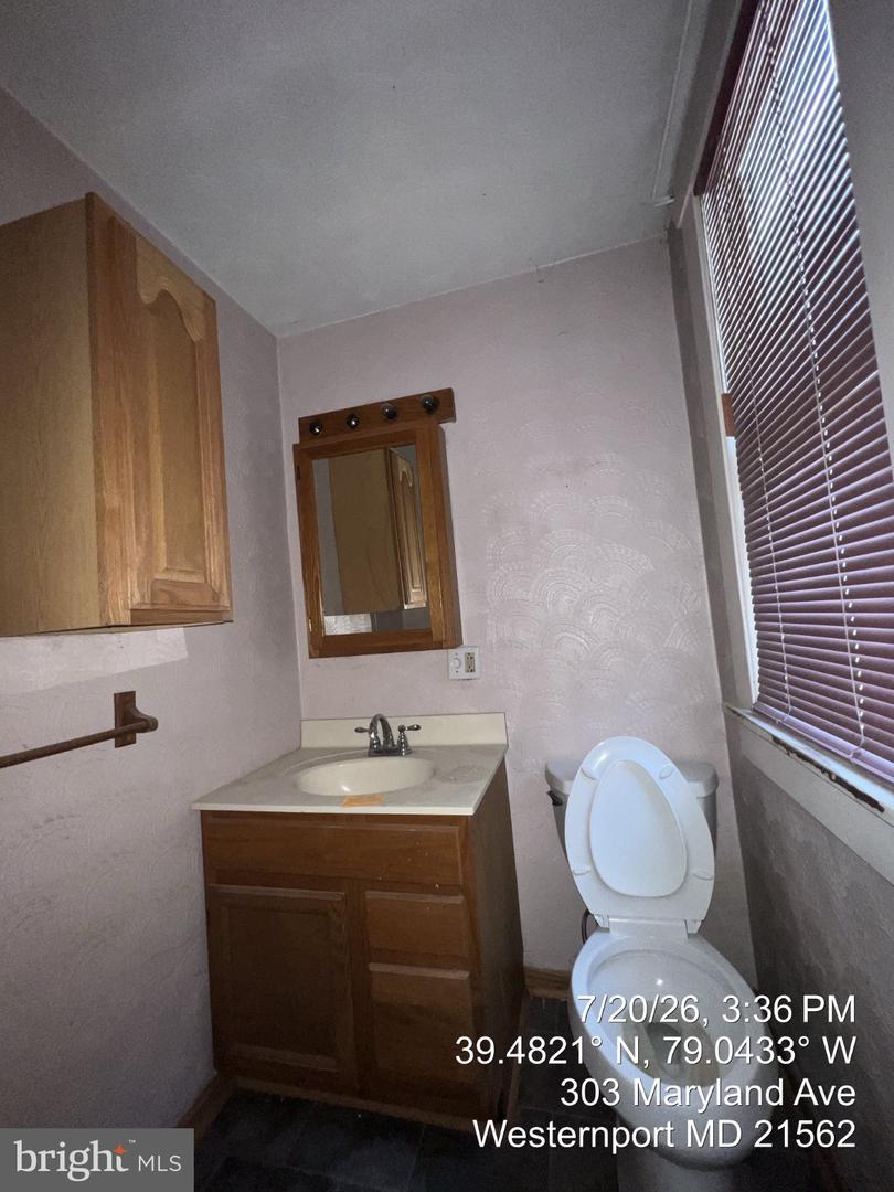 303 Maryland Ave Property Photo 15