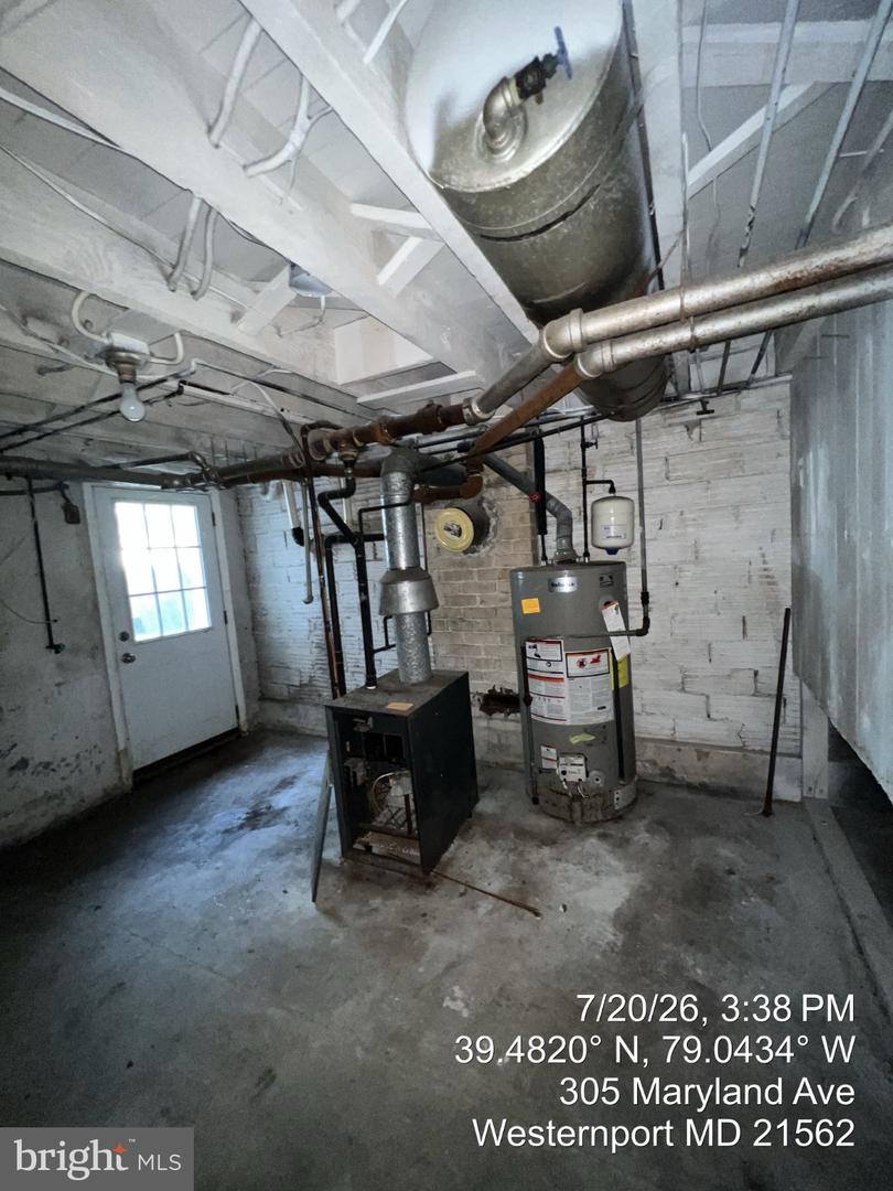 303 Maryland Ave Property Photo 28