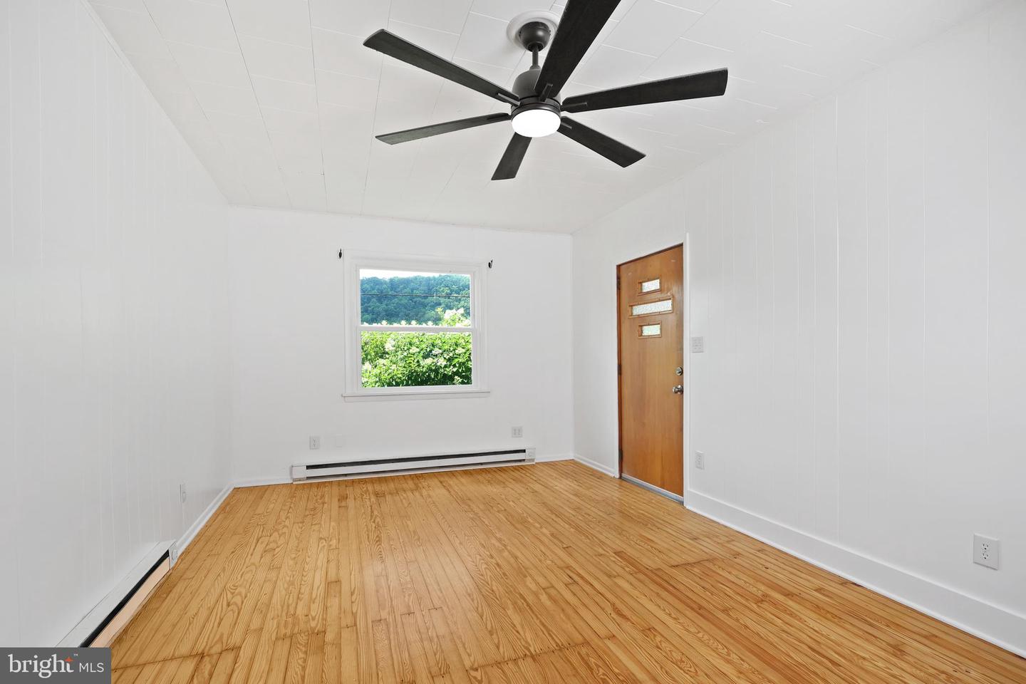 505 B St Property Photo 12