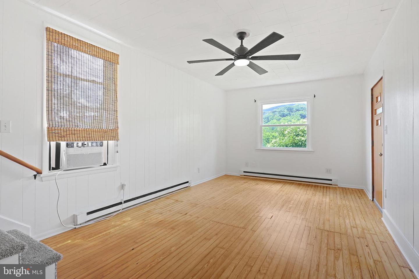 505 B St Property Photo 13