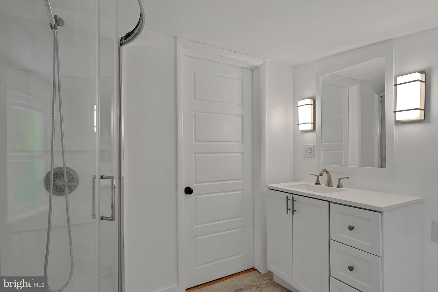 505 B St Property Photo 25
