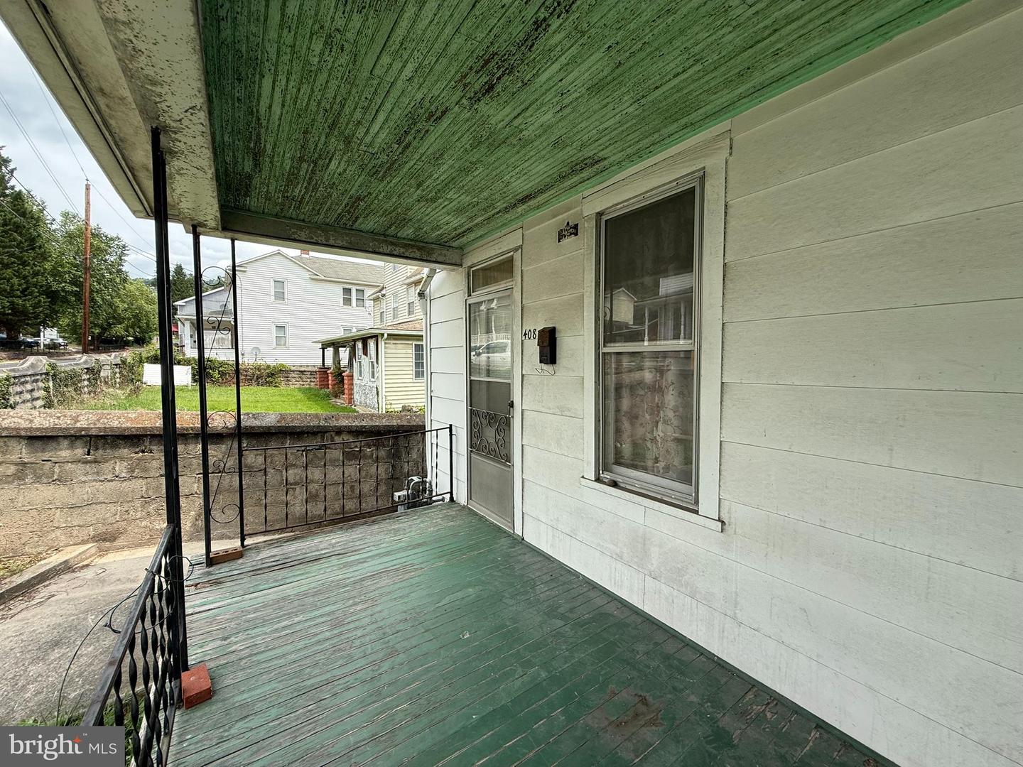 408 Hammond St Property Photo 3
