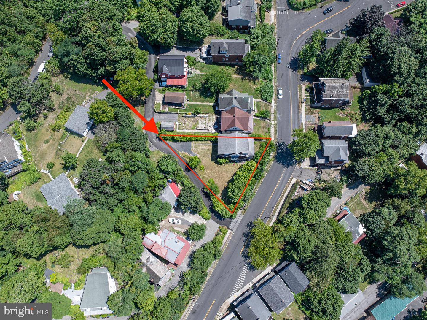 346 Williams St Property Photo 40