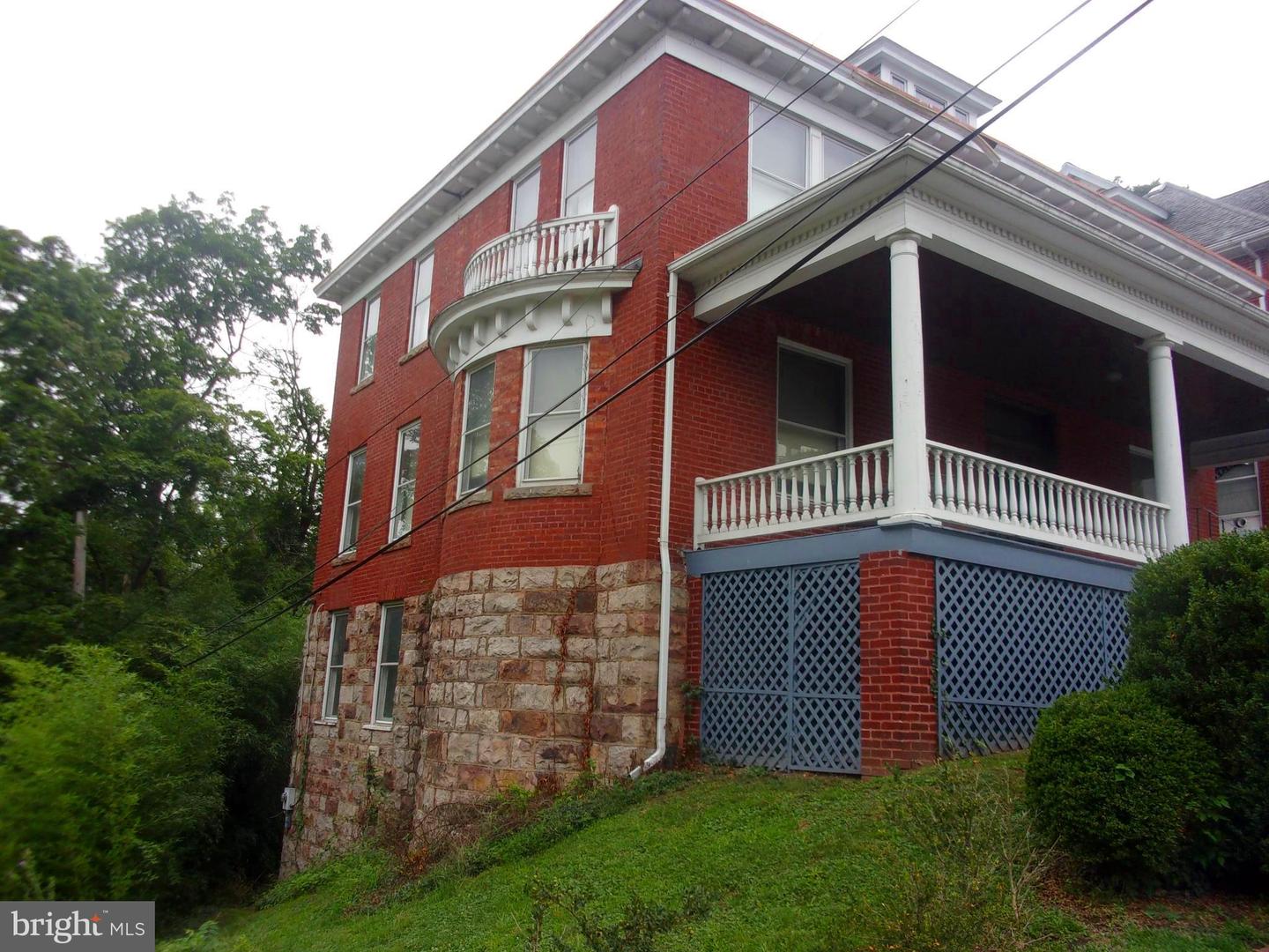 600 Washington St Property Photo 22