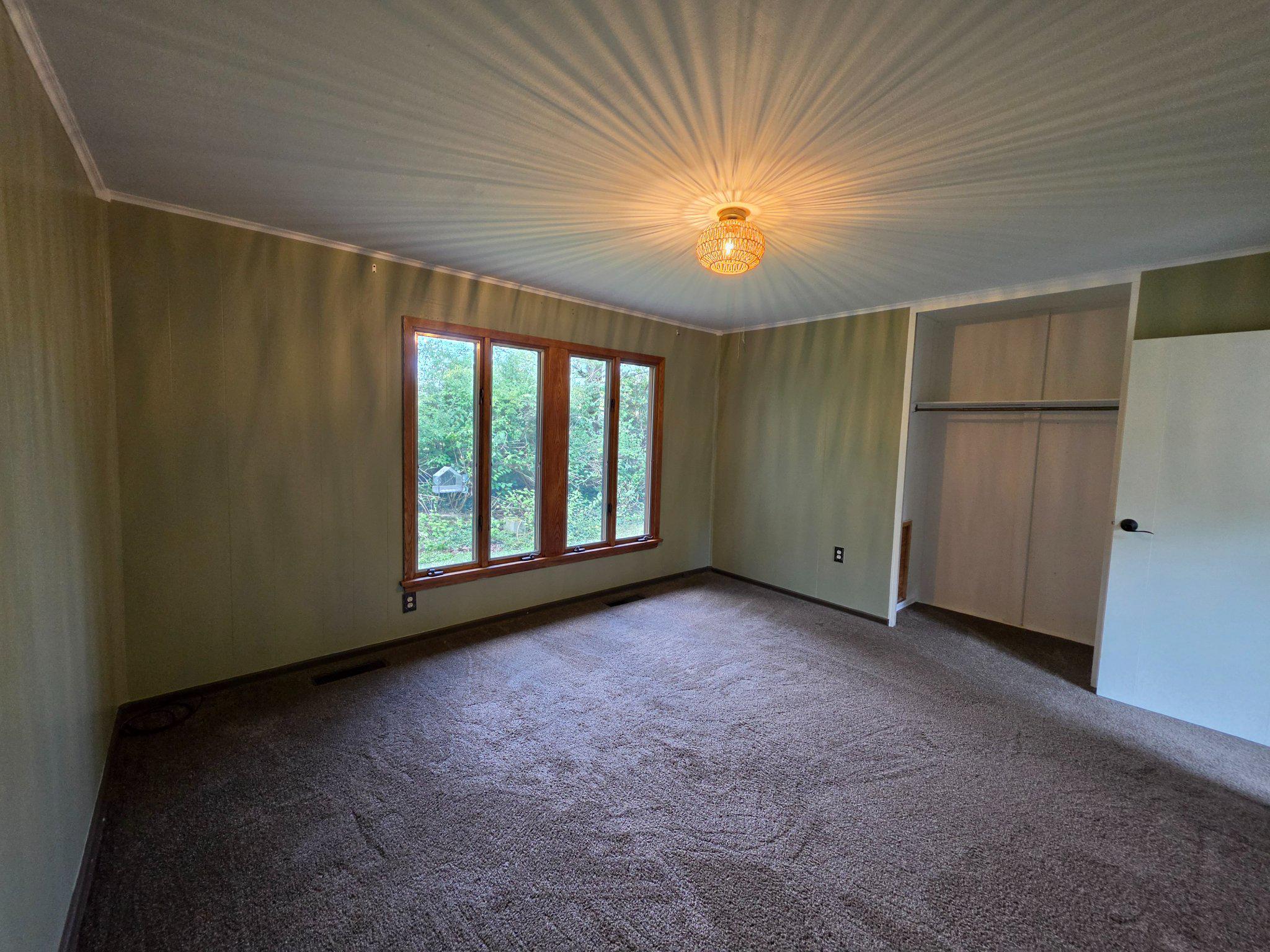 1807 Holland St Property Photo 18