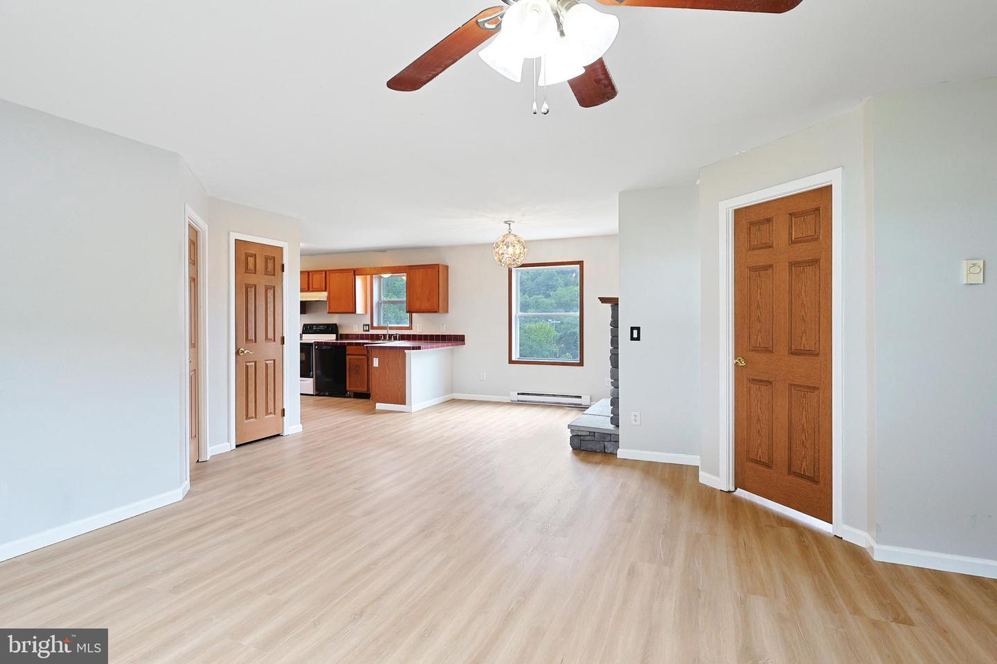 8 Furnace St Property Photo 3