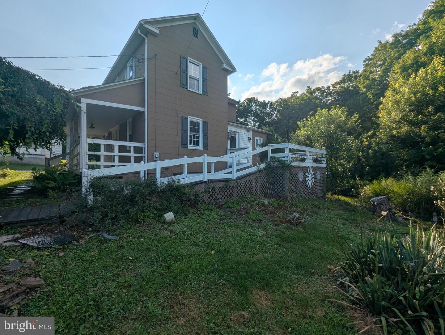 16911 Dutch Hollow Rd Property Photo 9