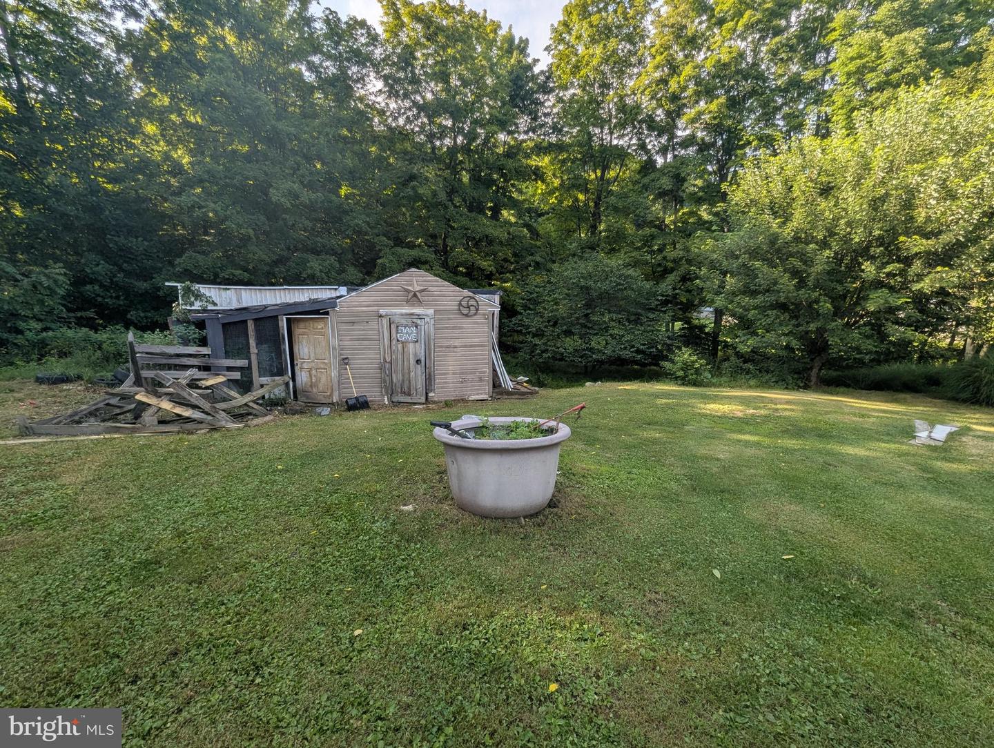 16911 Dutch Hollow Rd Property Photo 14