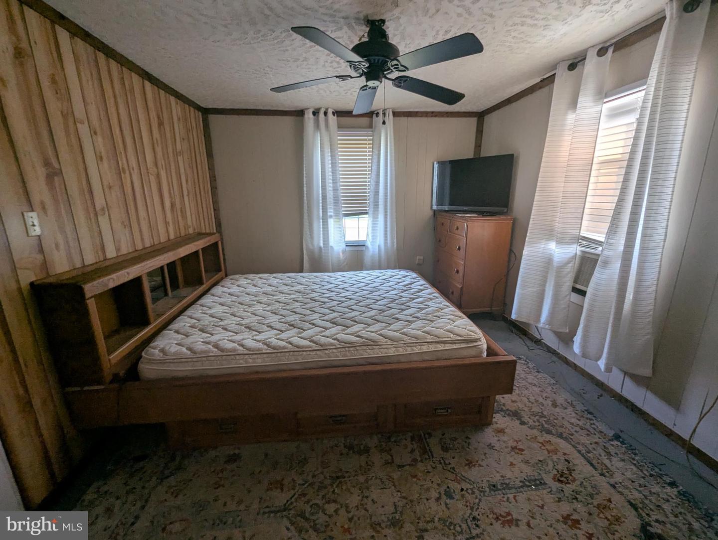 16911 Dutch Hollow Rd Property Photo 23
