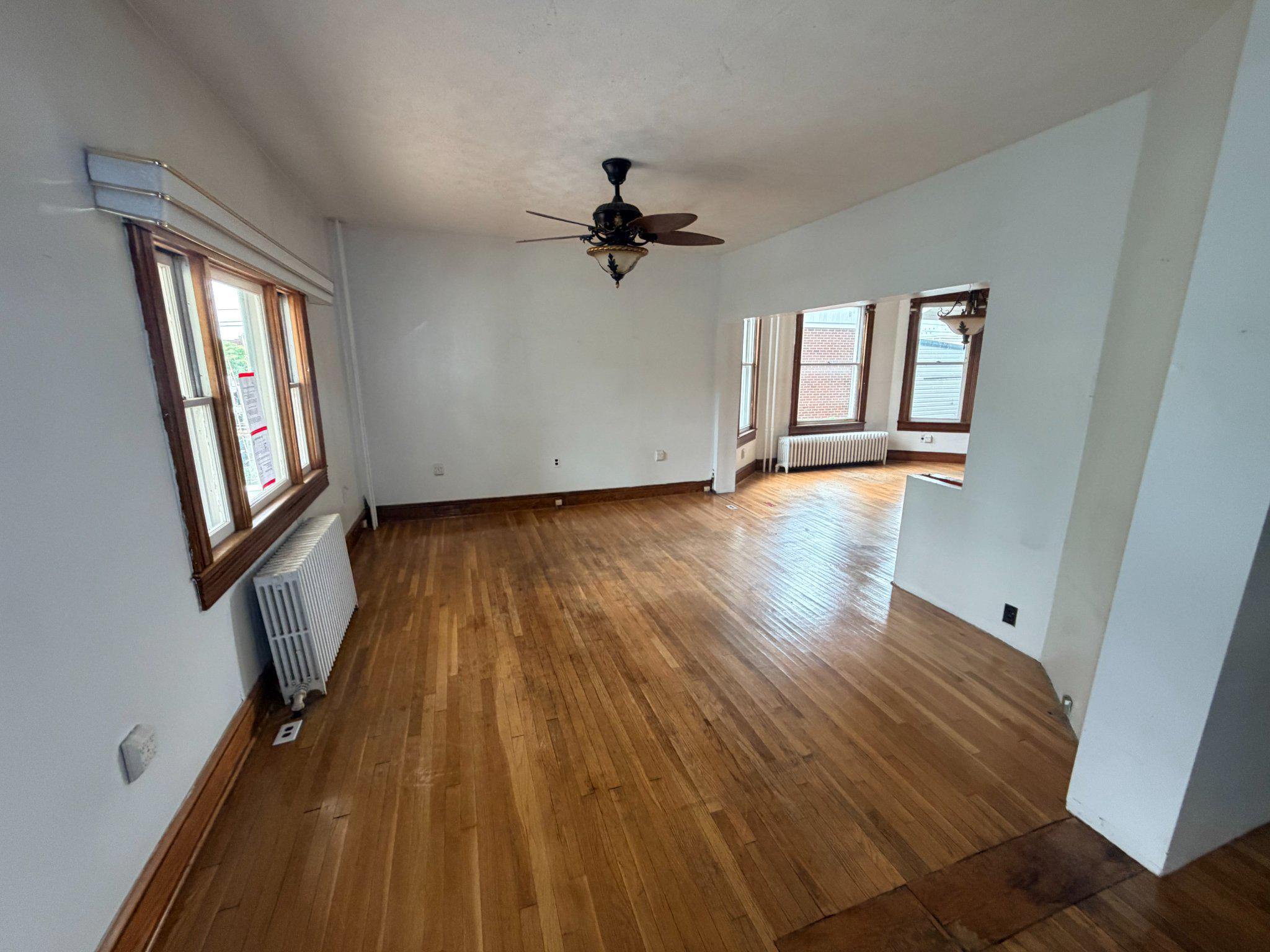 231 Race St Property Photo 3