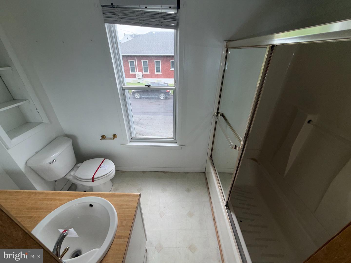 231 Race St Property Photo 14
